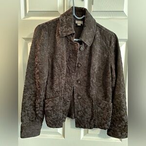 Super cute jacket/blazer. Textured and great for a fall worobe.